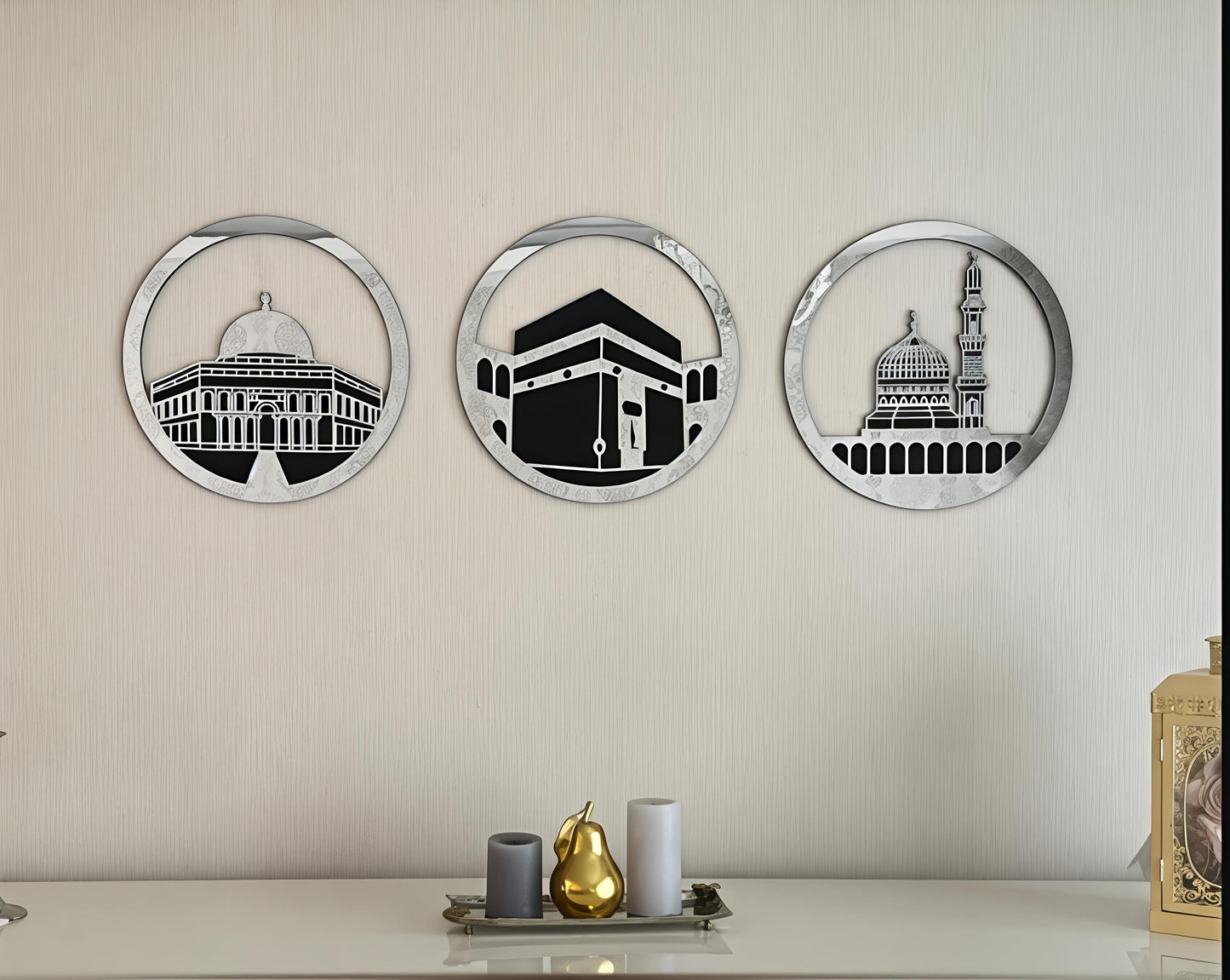 Round Kaaba, Masjid Al-Aqsa, and Masjid e Nabawi